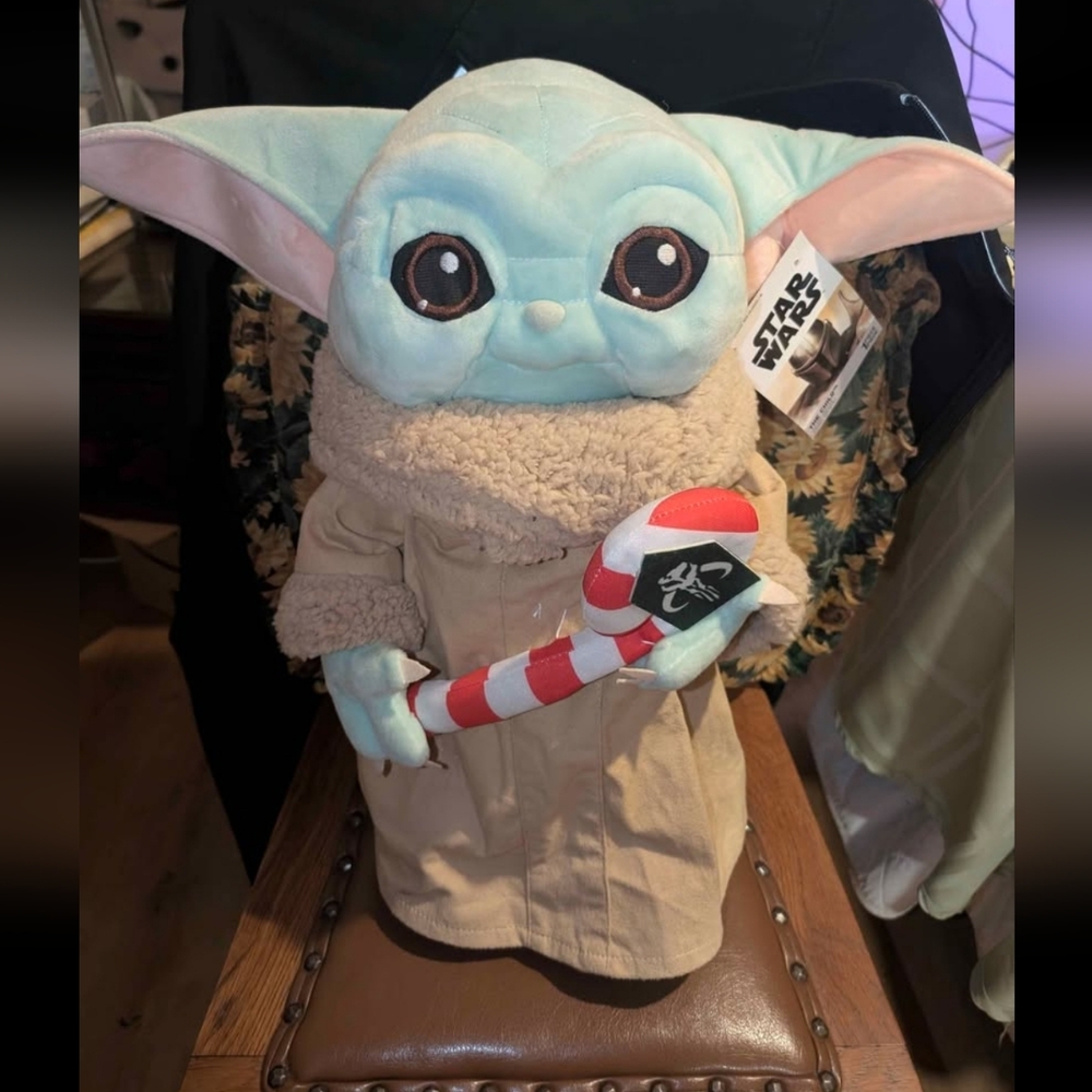 Star Wars Christmas Baby Yoda Grogu Greeter Plush